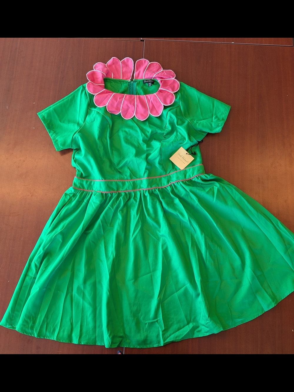 Green Dress with Pink Petal Collar, Smak Parlour, 1x/16